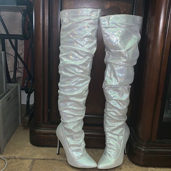 Shoes - Silver Stiletto boots 
